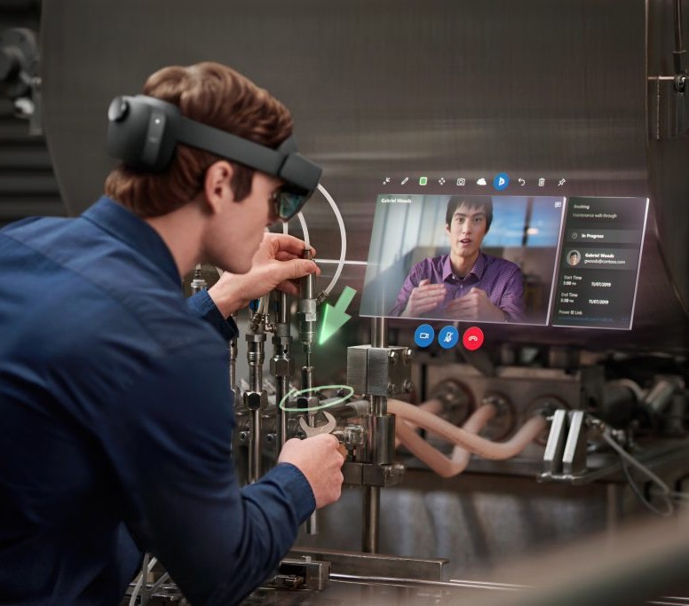 worker assisted by hololens remote support